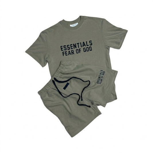 Coffret court Fear of God Essentials KAKI